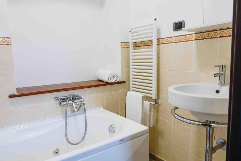 Apartamento La Terra Del Mare La Spezia Exterior foto